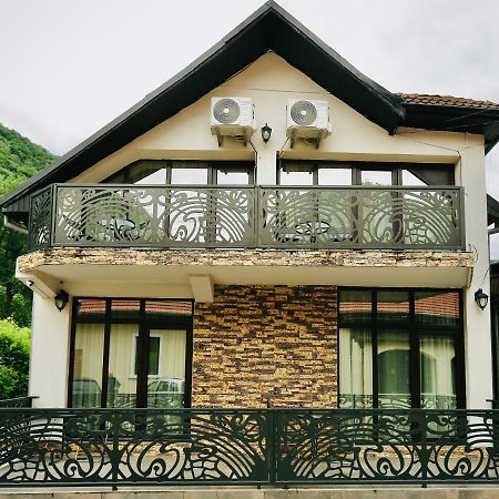 Готель Casa Golopenta Беїле-Херкулане Екстер'єр фото