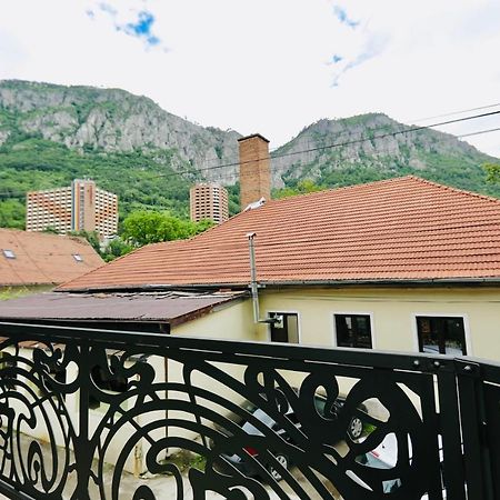 Готель Casa Golopenta Беїле-Херкулане Екстер'єр фото